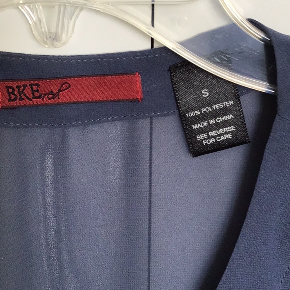 BKE Red top! - Picture 2 of 3